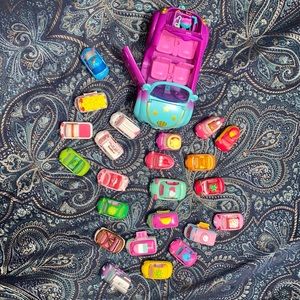 Shopkins cutie cars one big car 23 small cars included with the characters